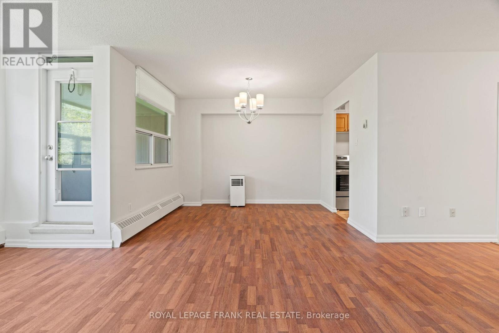 












403 - 551 THE WEST MALL

,
Toronto (Etobicoke West Mall),




Ontario
M9C1G7

