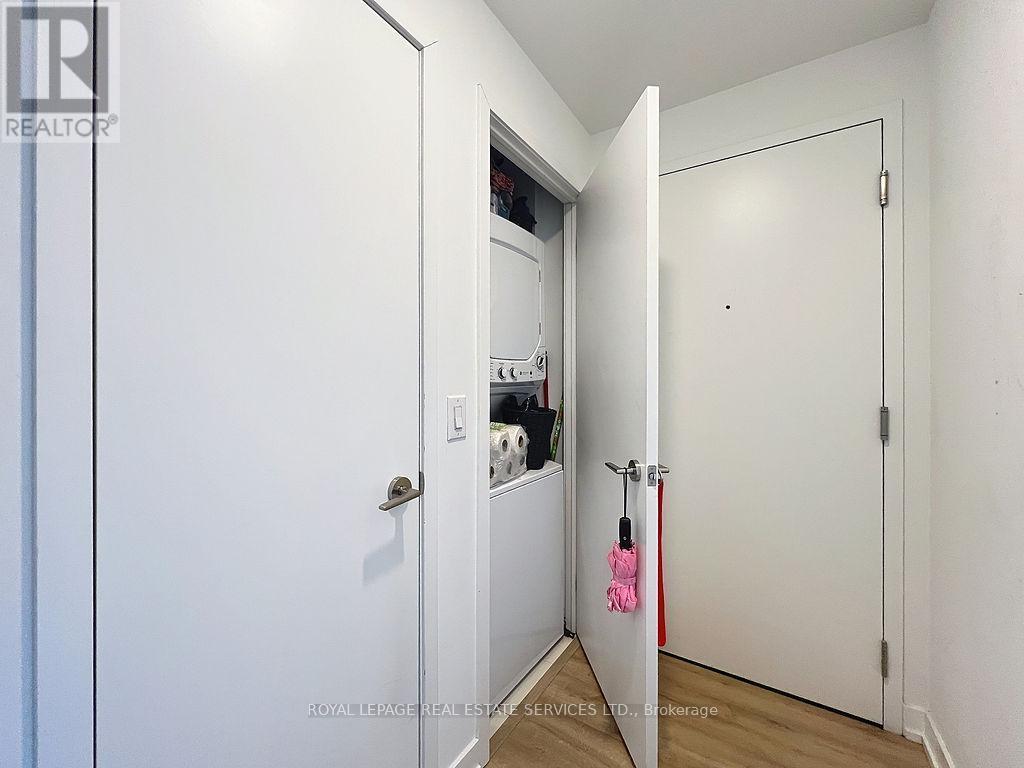 












2310 - 135 EAST LIBERTY STREET

,
Toronto,




Ontario
M6K0G7

