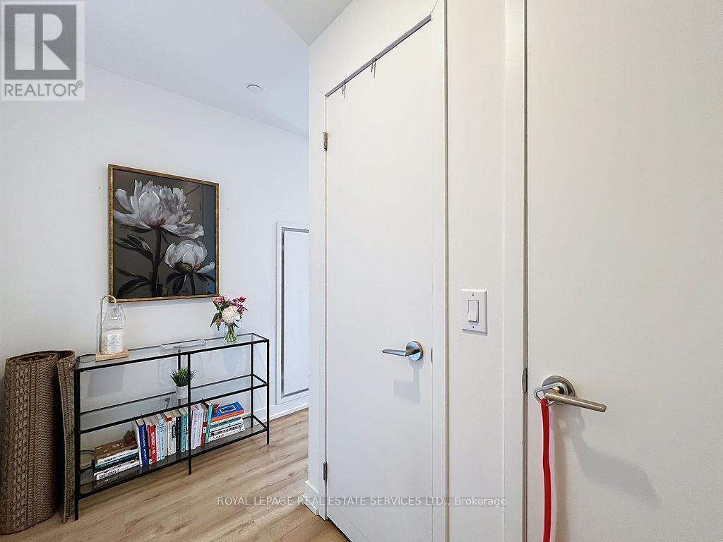 












2310 - 135 EAST LIBERTY STREET

,
Toronto,




Ontario
M6K0G7

