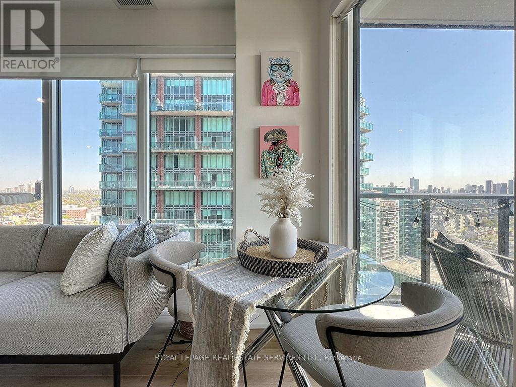 












2310 - 135 EAST LIBERTY STREET

,
Toronto,




Ontario
M6K0G7

