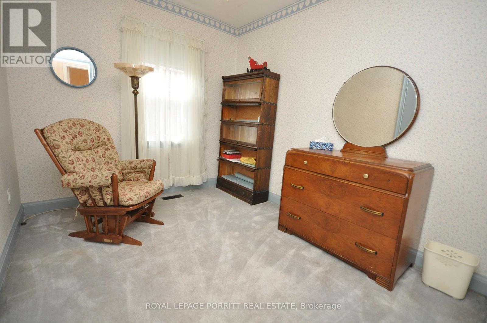 












42 ECKER DRIVE

,
Toronto,




Ontario
M8W2P4

