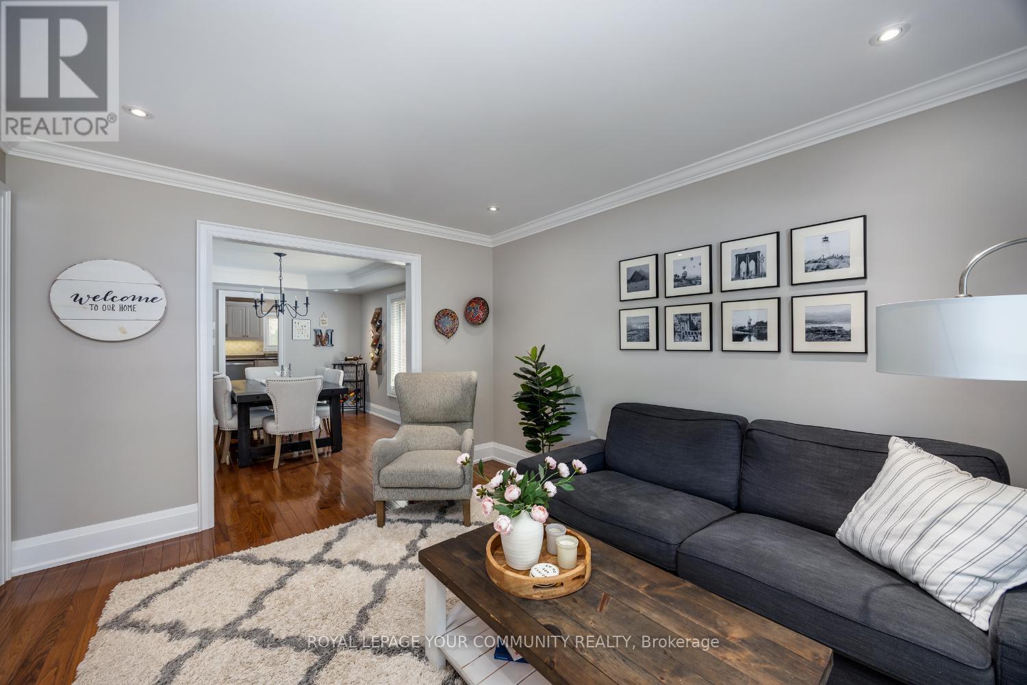 












3 BRIGGS CRESCENT E

,
Whitby,




Ontario
L1M2E8


