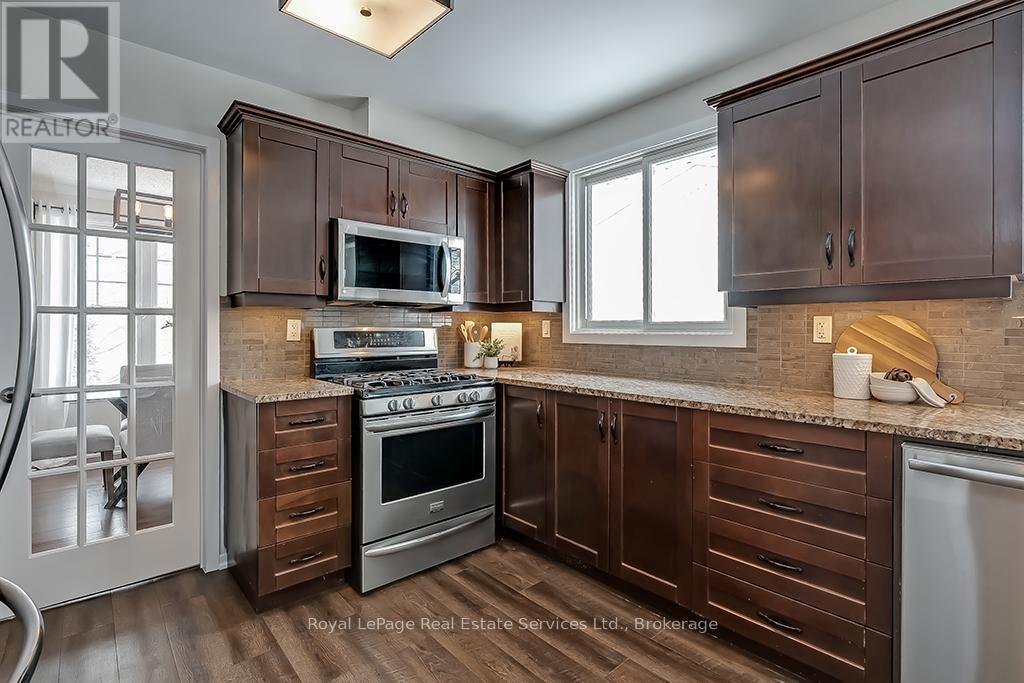 












630 OXFORD ROAD

,
Burlington (Roseland),




Ontario
L7N2R6


