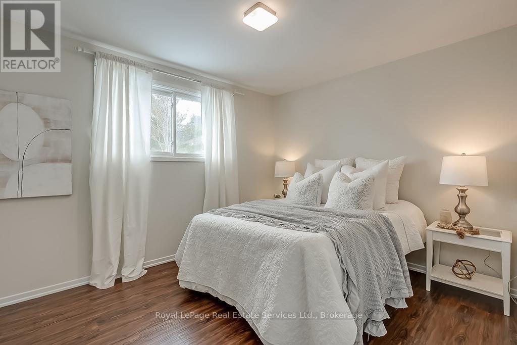 












630 OXFORD ROAD

,
Burlington (Roseland),




Ontario
L7N2R6

