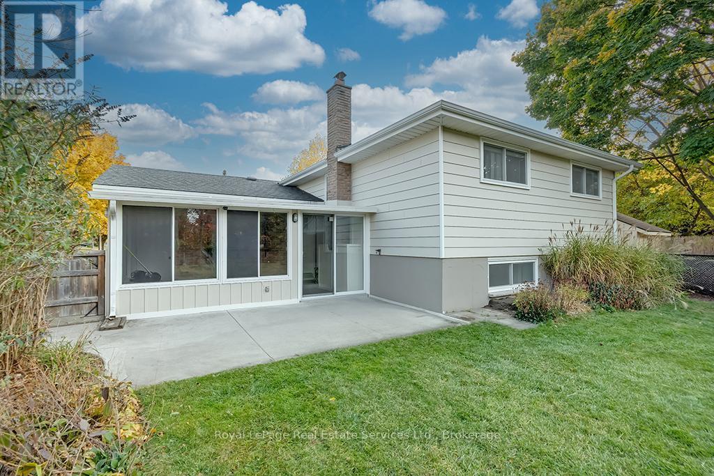 












630 OXFORD ROAD

,
Burlington (Roseland),




Ontario
L7N2R6

