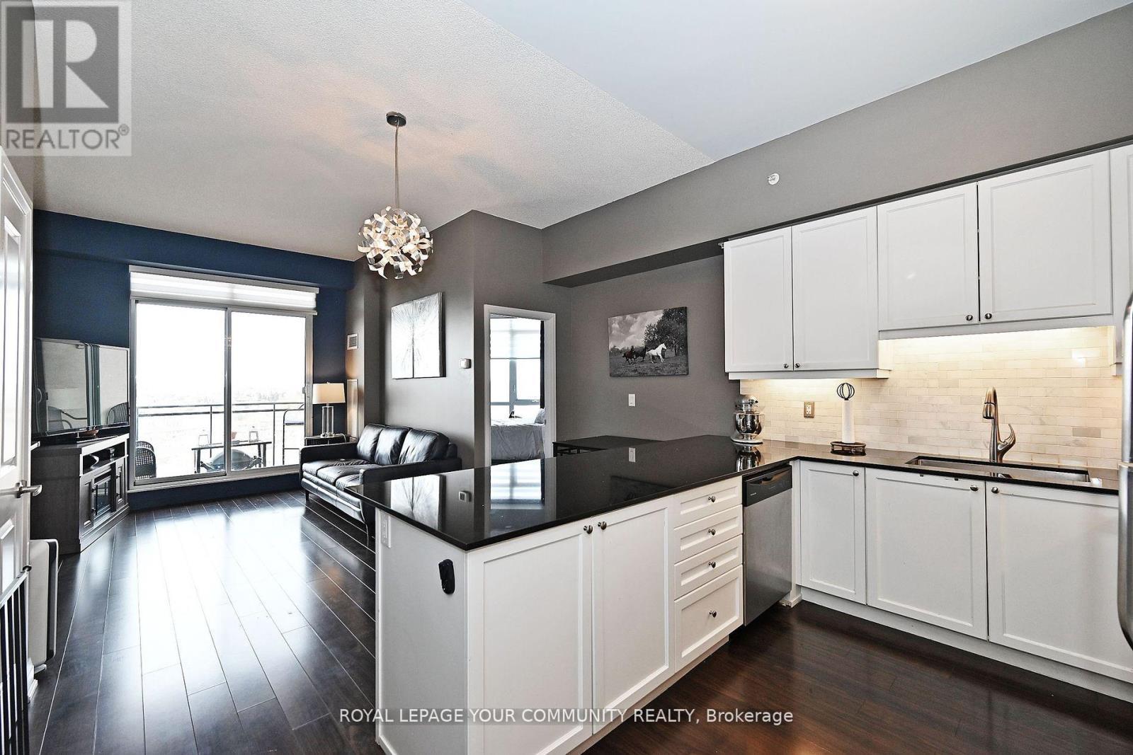 












1018 - 12 WOODSTREAM BOULEVARD

,
Vaughan,




Ontario
L4L8C3

