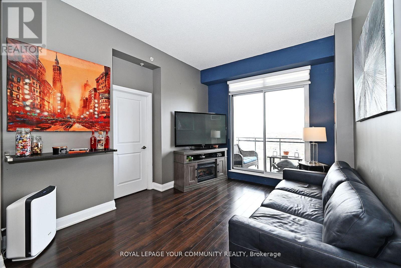 












1018 - 12 WOODSTREAM BOULEVARD

,
Vaughan,




Ontario
L4L8C3

