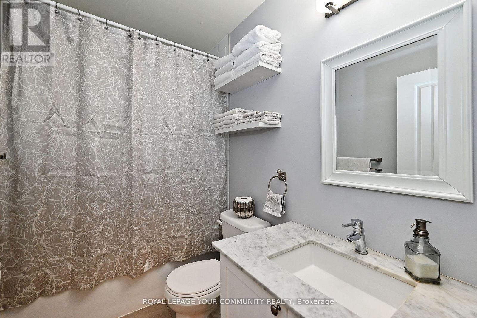 












1018 - 12 WOODSTREAM BOULEVARD

,
Vaughan,




Ontario
L4L8C3


