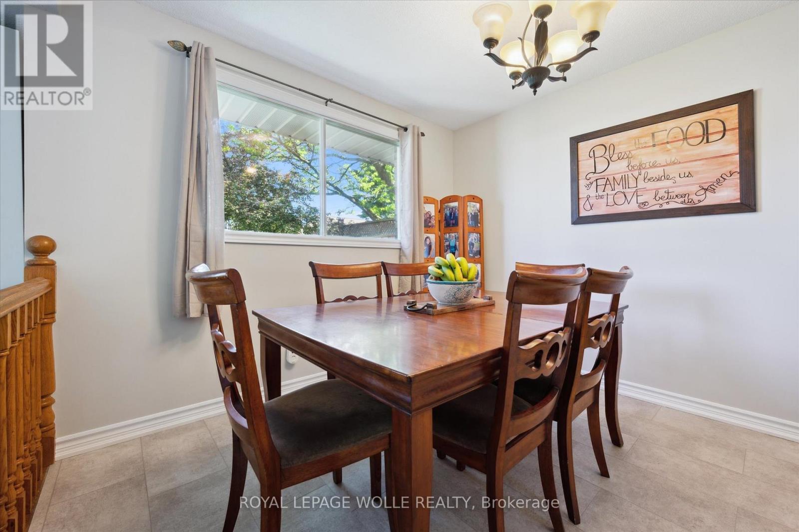 












31 DRIFTWOOD PLACE

,
Kitchener,




Ontario
N2N1W3

