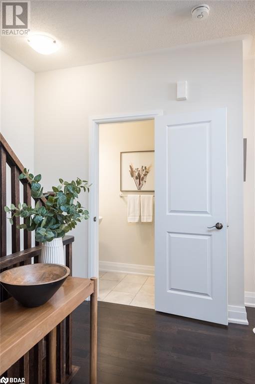 












2476 BADGER Crescent

,
Oakville,




Ontario
L6M5M1

