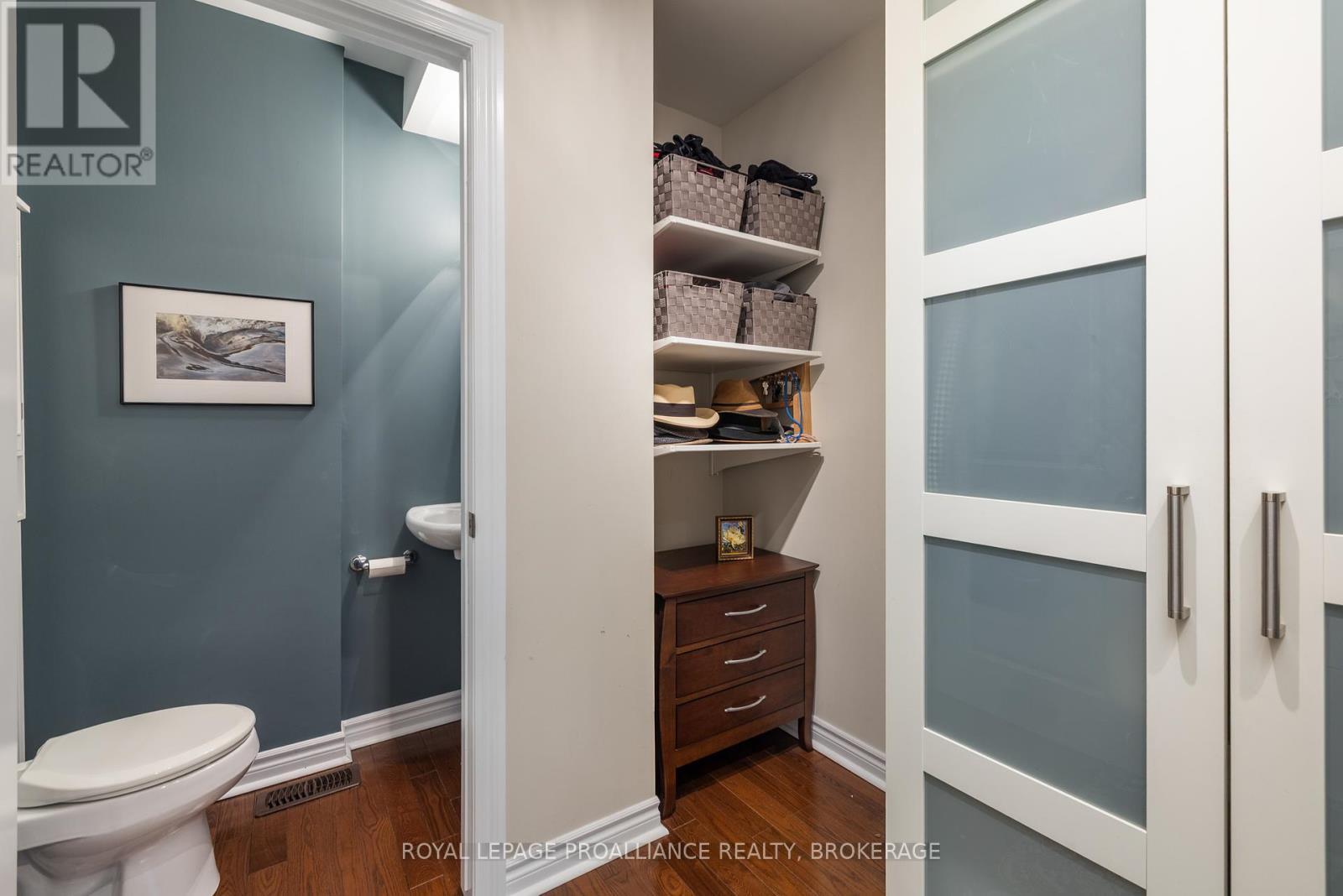 












300 WELLINGTON STREET

,
Kingston (East of Sir John A. Blvd),




Ontario
K7K2Z3

