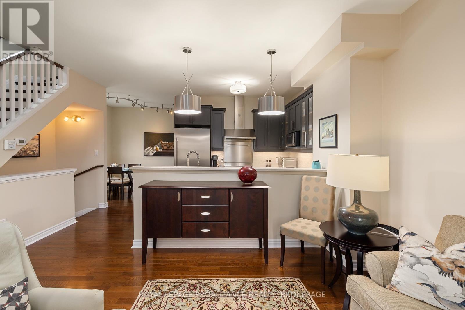 












300 WELLINGTON STREET

,
Kingston (East of Sir John A. Blvd),




Ontario
K7K2Z3

