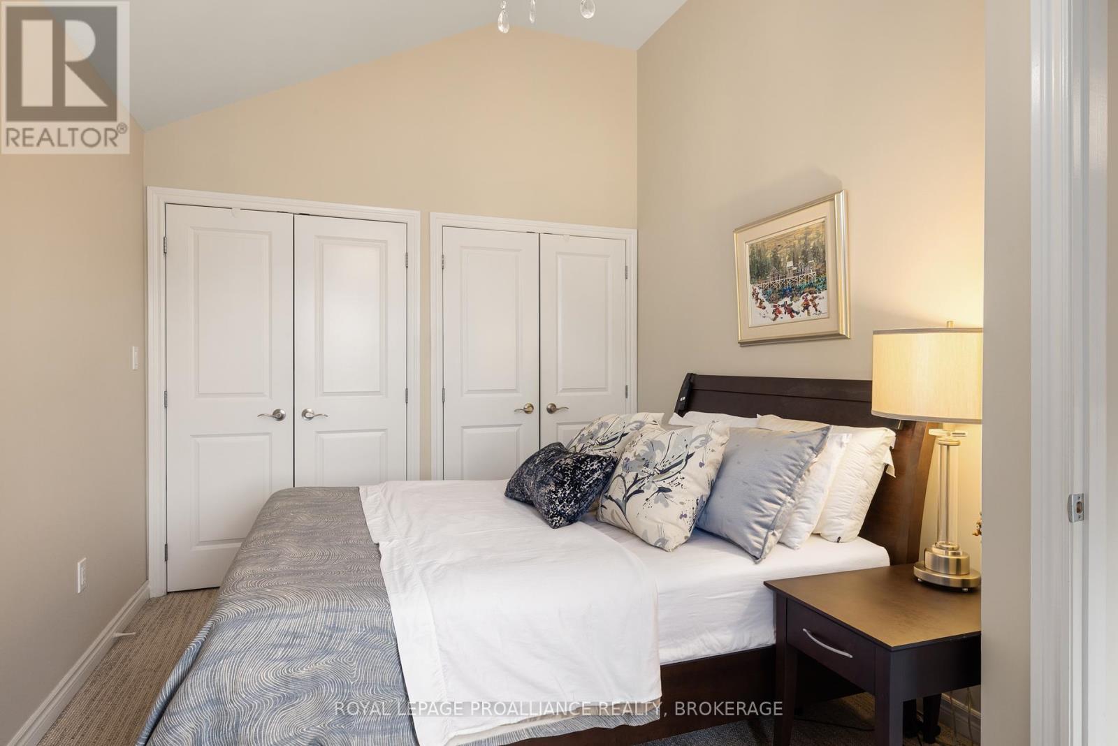 












300 WELLINGTON STREET

,
Kingston (East of Sir John A. Blvd),




Ontario
K7K2Z3

