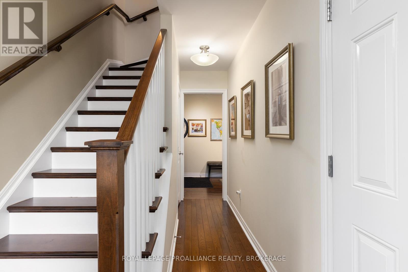 












300 WELLINGTON STREET

,
Kingston (East of Sir John A. Blvd),




Ontario
K7K2Z3

