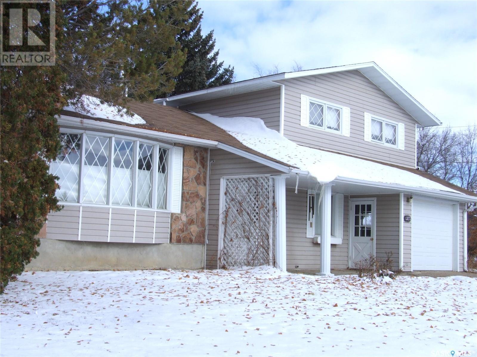 












201 8th STREET W

,
Leader,




Saskatchewan
S0N1H0

