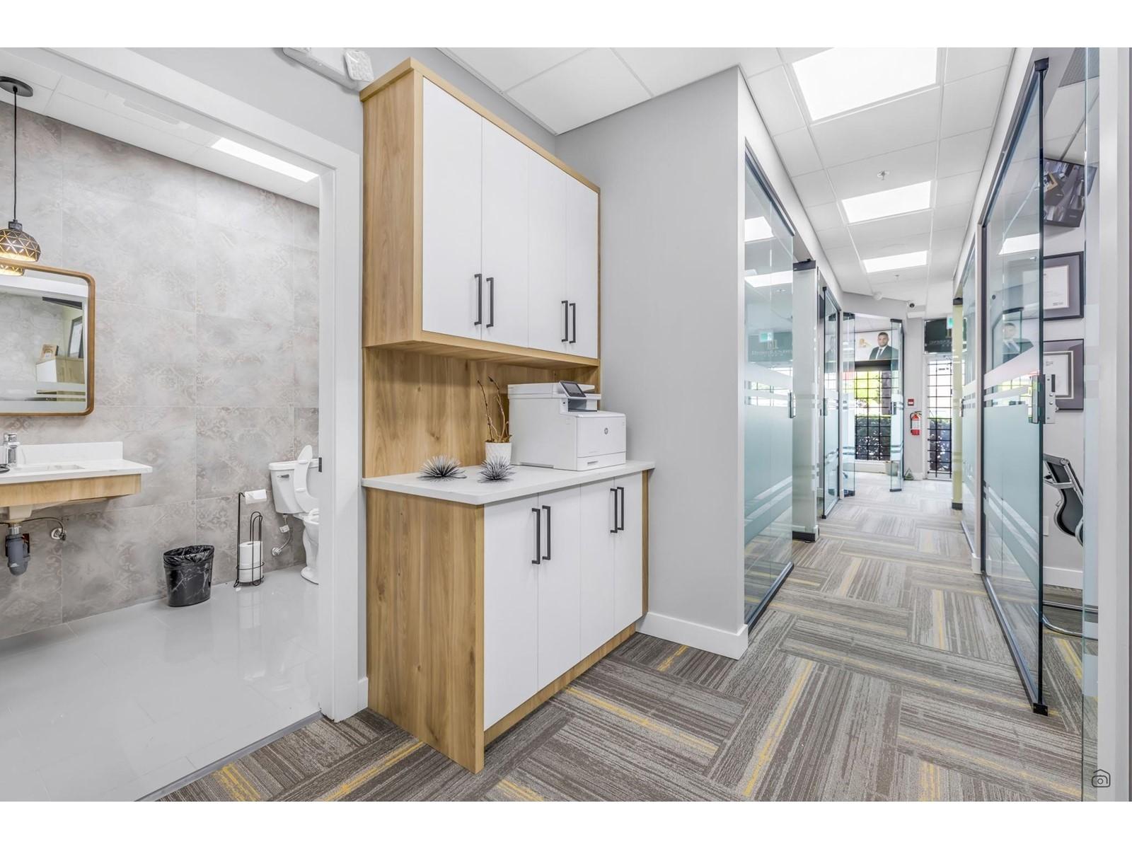 












108 7511 120 STREET

,
Delta,




British Columbia
V4C0C1

