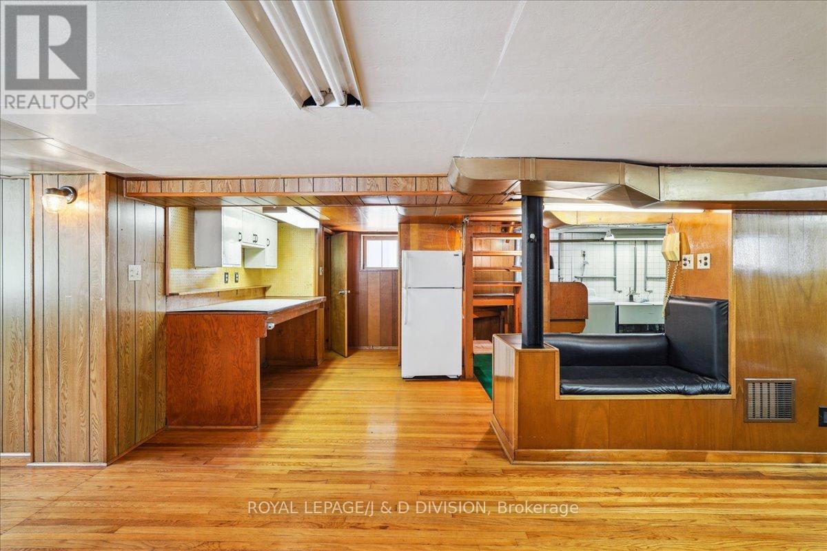 












172 BRIAR HILL AVENUE

,
Toronto,




Ontario
M4R1H9

