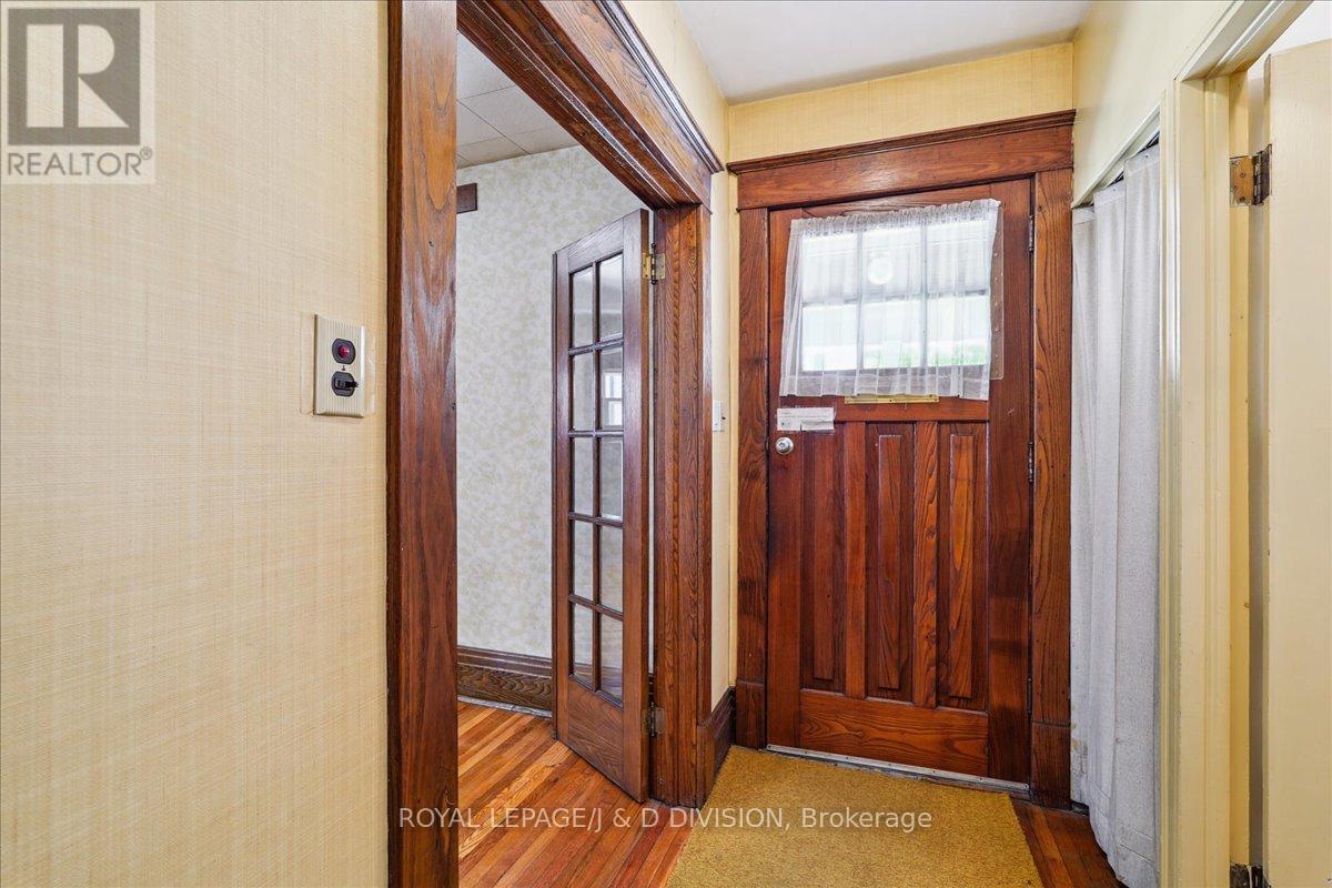 












172 BRIAR HILL AVENUE

,
Toronto,




Ontario
M4R1H9

