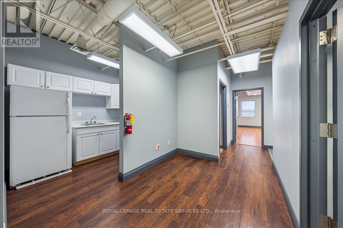 












6 - 355 HARRY WALKER PARKWAY

,
Newmarket,




Ontario
L3Y8V6

