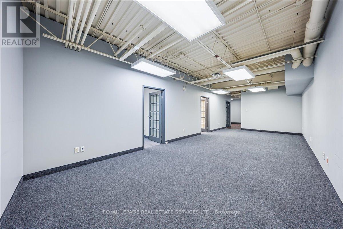 












6 - 355 HARRY WALKER PARKWAY

,
Newmarket,




Ontario
L3Y8V6

