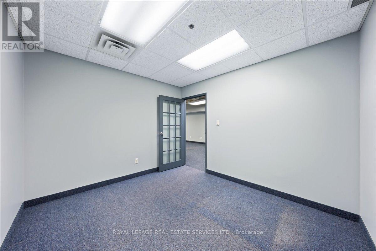 












6 - 355 HARRY WALKER PARKWAY

,
Newmarket,




Ontario
L3Y8V6

