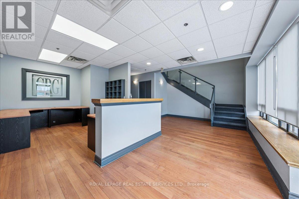 












6 - 355 HARRY WALKER PARKWAY

,
Newmarket,




Ontario
L3Y8V6


