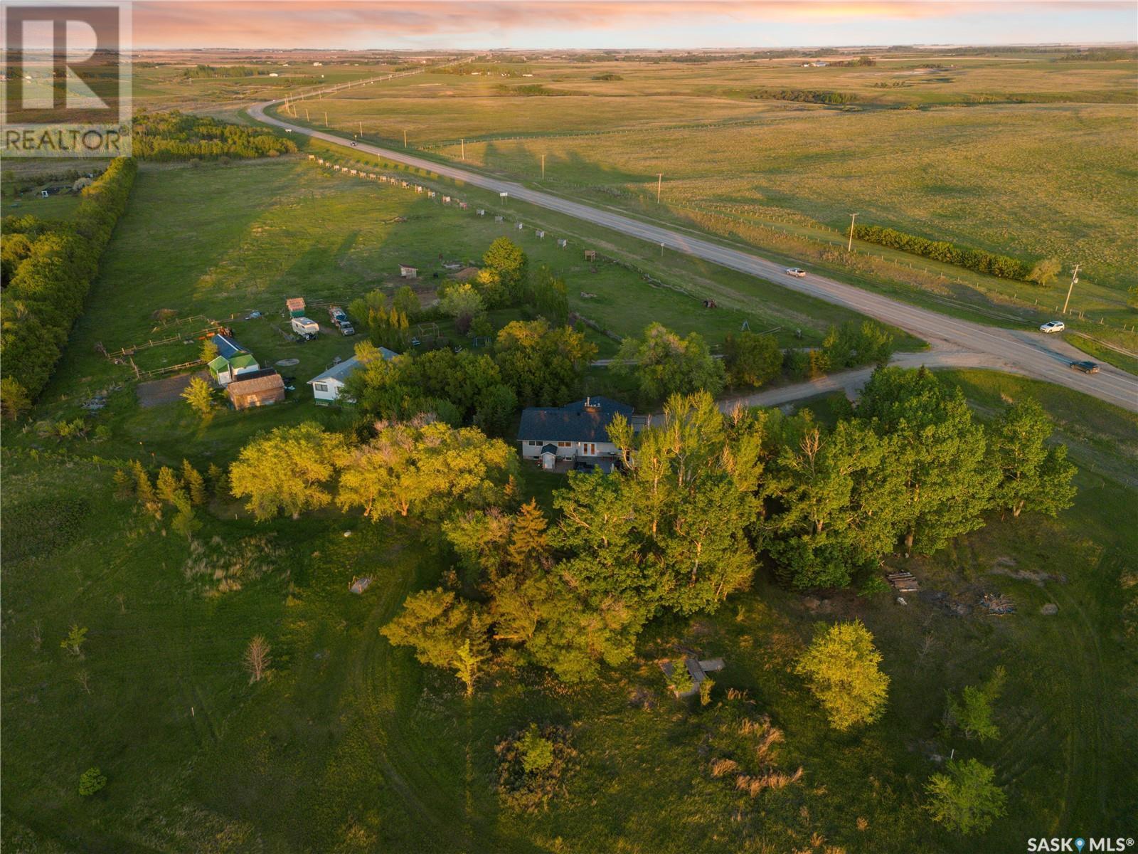 












11801 Hwy 48, Stutterheim Acreage

,
Edenwold Rm No. 158,




Saskatchewan
S4L5B1

