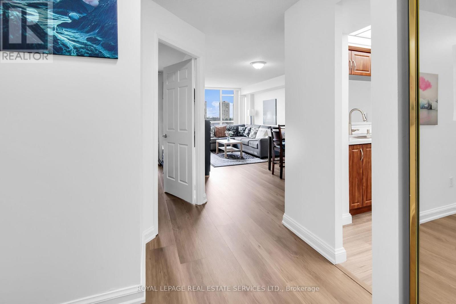 












708 - 24 HANOVER ROAD

,
Brampton,




Ontario
L6S5K8

