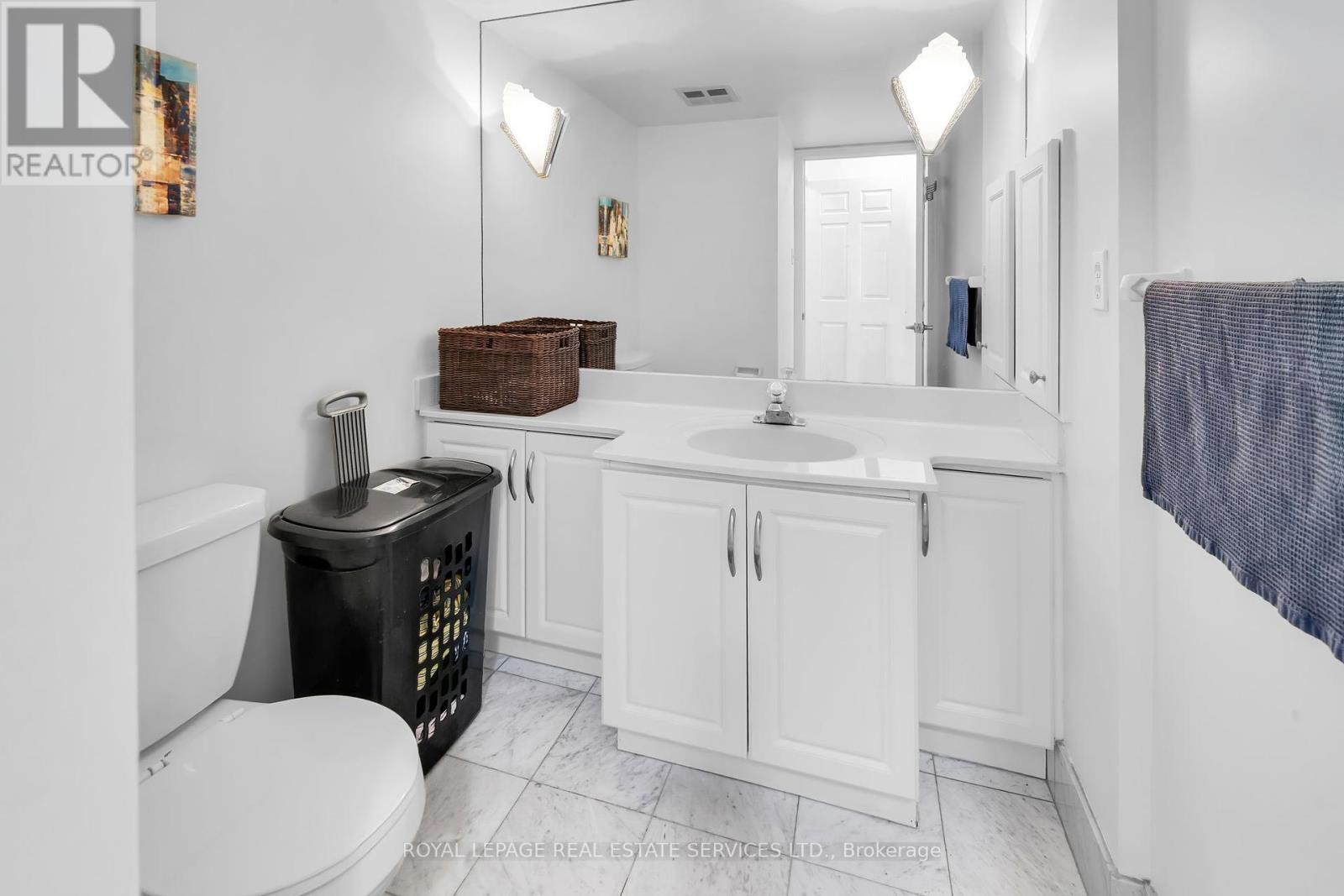 












708 - 24 HANOVER ROAD

,
Brampton,




Ontario
L6S5K8

