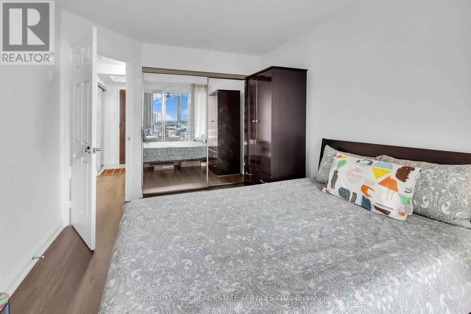 












708 - 24 HANOVER ROAD

,
Brampton,




Ontario
L6S5K8

