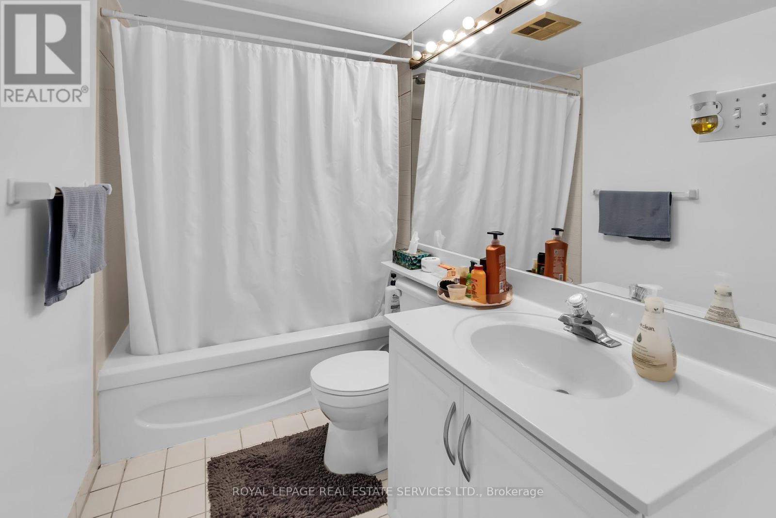 












708 - 24 HANOVER ROAD

,
Brampton,




Ontario
L6S5K8

