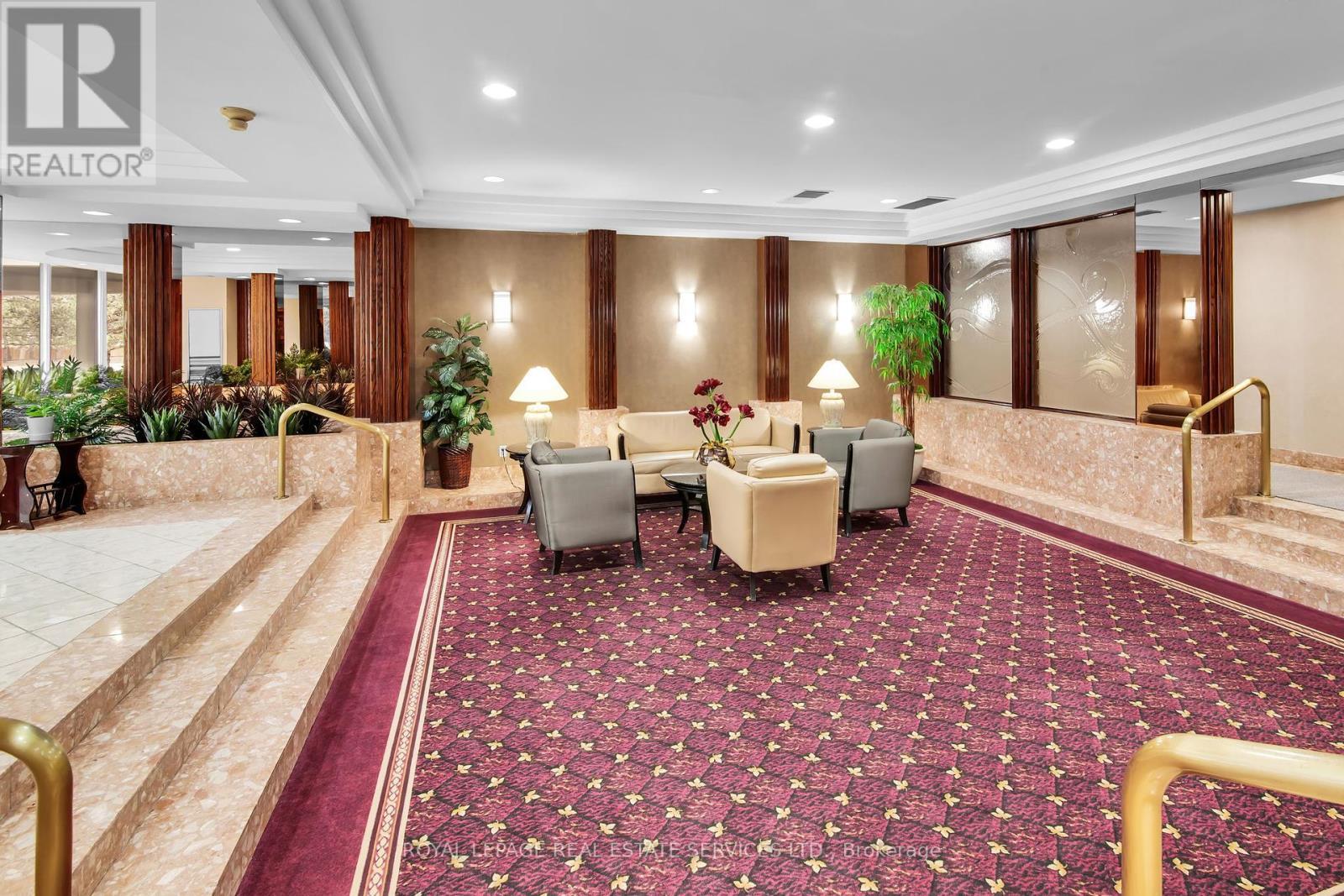 












708 - 24 HANOVER ROAD

,
Brampton,




Ontario
L6S5K8

