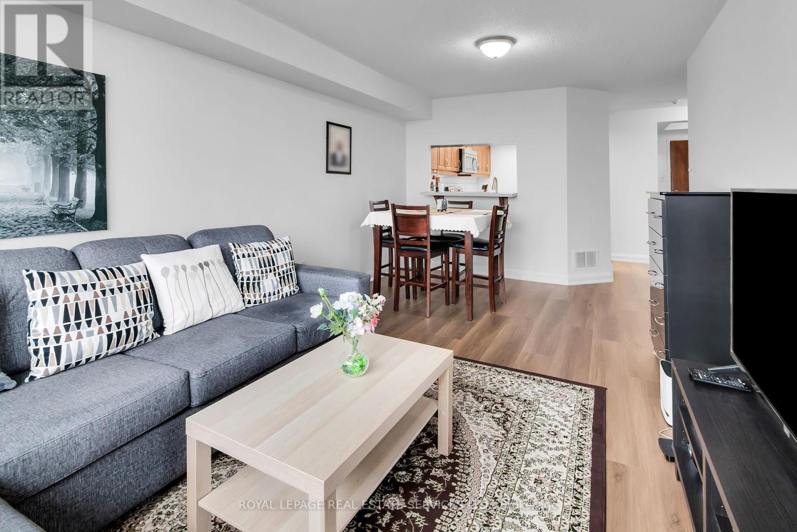 












708 - 24 HANOVER ROAD

,
Brampton,




Ontario
L6S5K8


