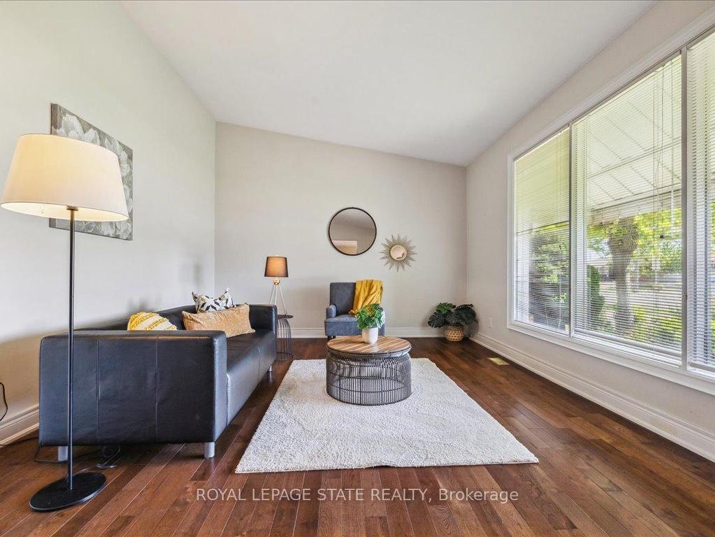 









108


Nash

Road South,
Hamilton,




ON
L8K 4J7

