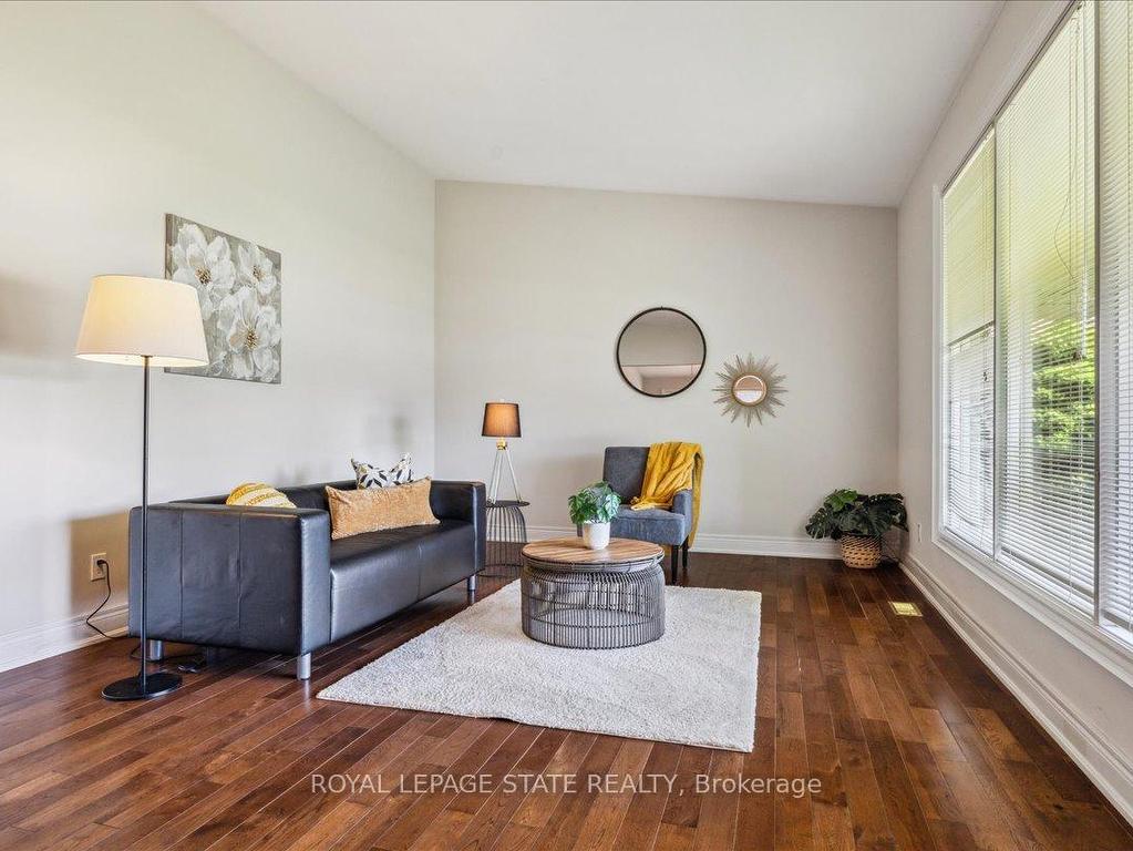 









108


Nash

Road South,
Hamilton,




ON
L8K 4J7

