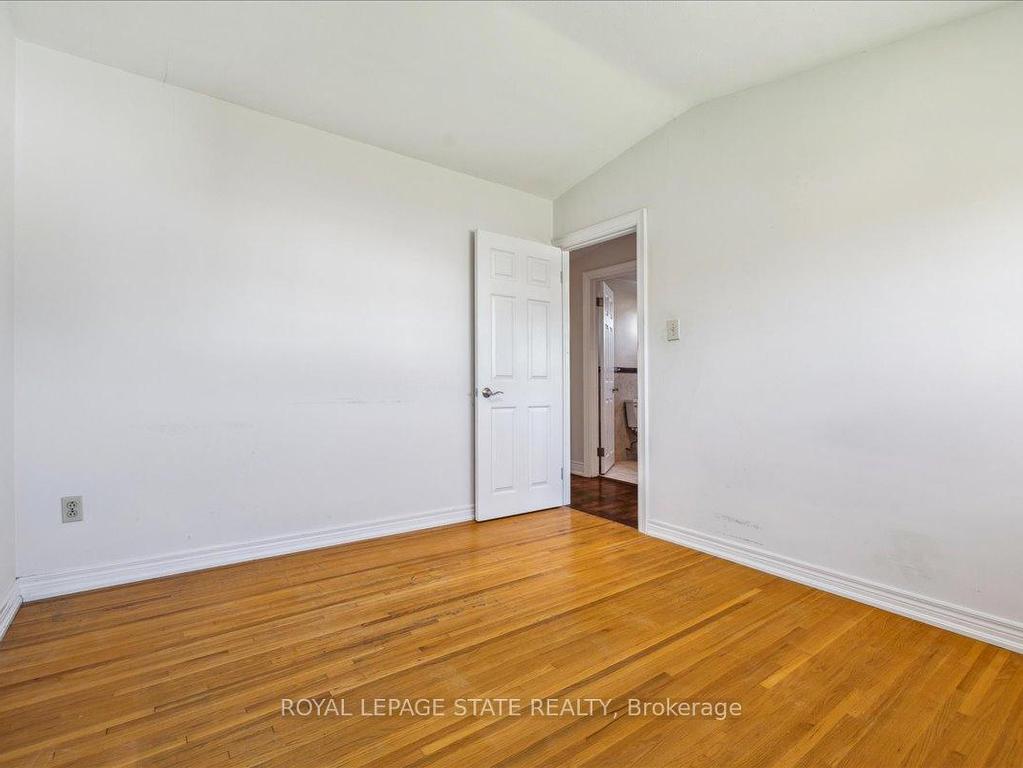 









108


Nash

Road South,
Hamilton,




ON
L8K 4J7

