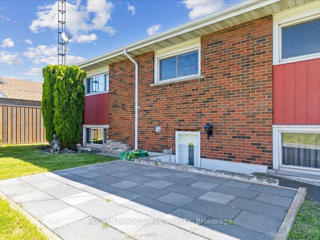 









108


Nash

Road South,
Hamilton,




ON
L8K 4J7

