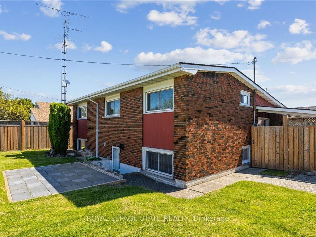 









108


Nash

Road South,
Hamilton,




ON
L8K 4J7

