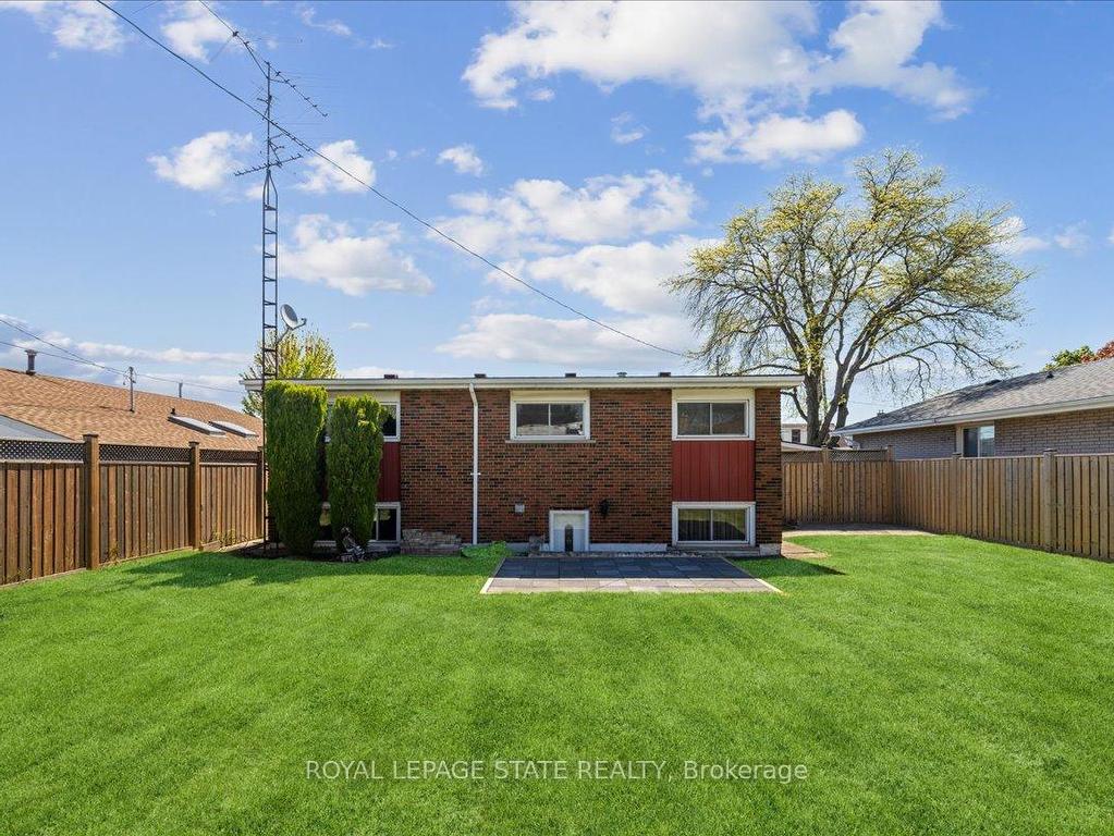 









108


Nash

Road South,
Hamilton,




ON
L8K 4J7

