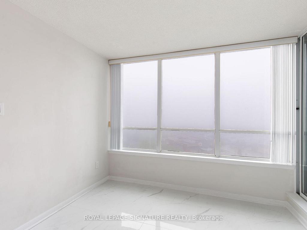 









550


Webb

Drive, 1406,
Mississauga,




ON
L5B 3Y4

