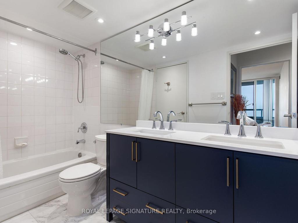 









550


Webb

Drive, 1406,
Mississauga,




ON
L5B 3Y4

