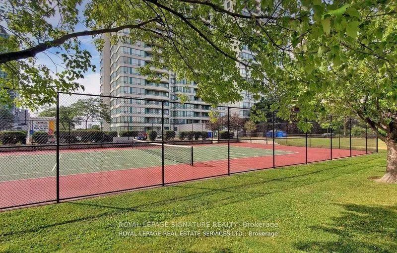 









550


Webb

Drive, 1406,
Mississauga,




ON
L5B 3Y4

