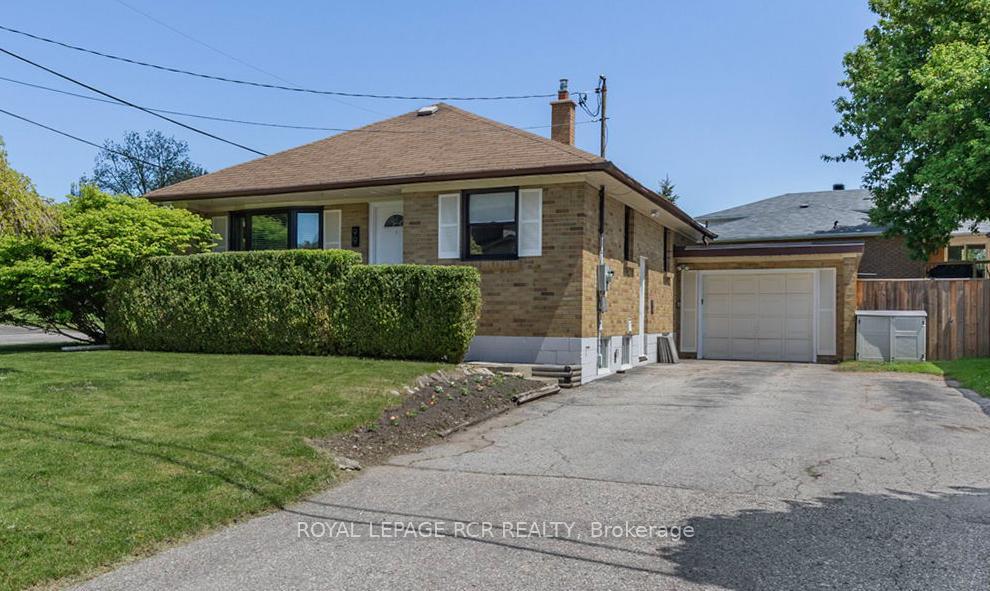 









99


Thornton

Avenue,
Bradford West Gwillimbury,




ON
L3Z 1N3

