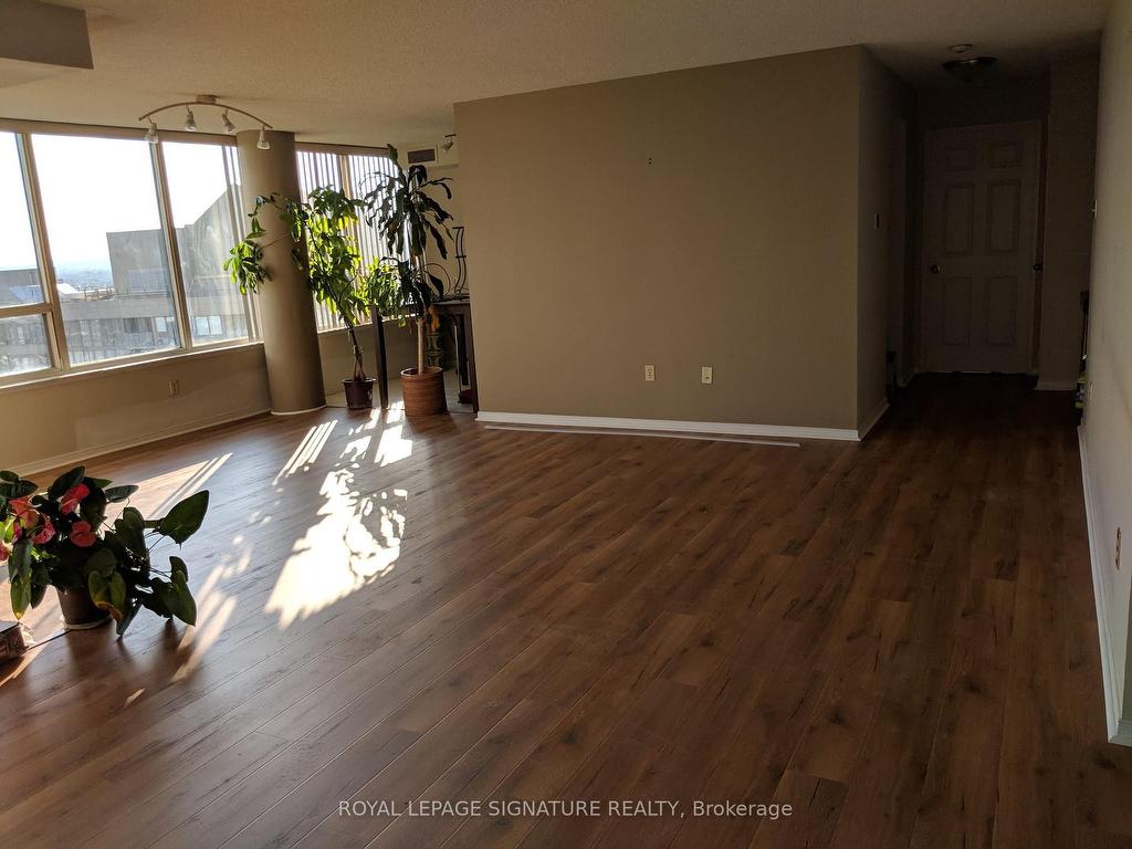 









330


Rathburn

Road West, 2209,
Mississauga,




ON
L5B 3Y1

