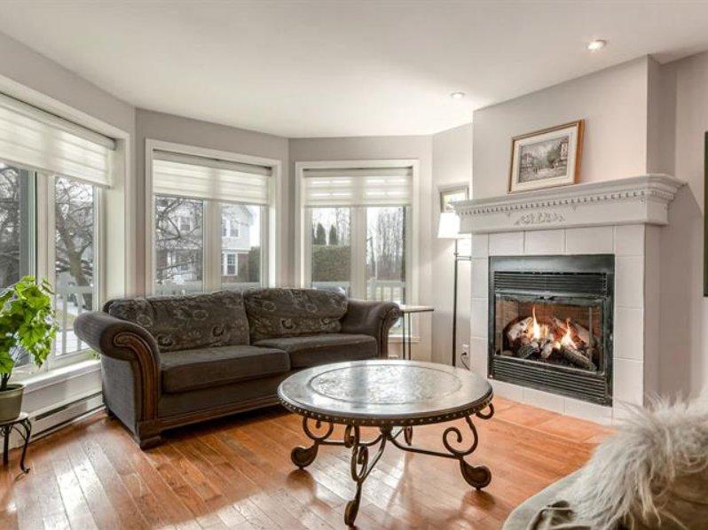 









5


Rue du Boisé

,
Lachute,




QC
J8H4N4

