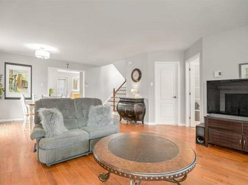 









5


Rue du Boisé

,
Lachute,




QC
J8H4N4

