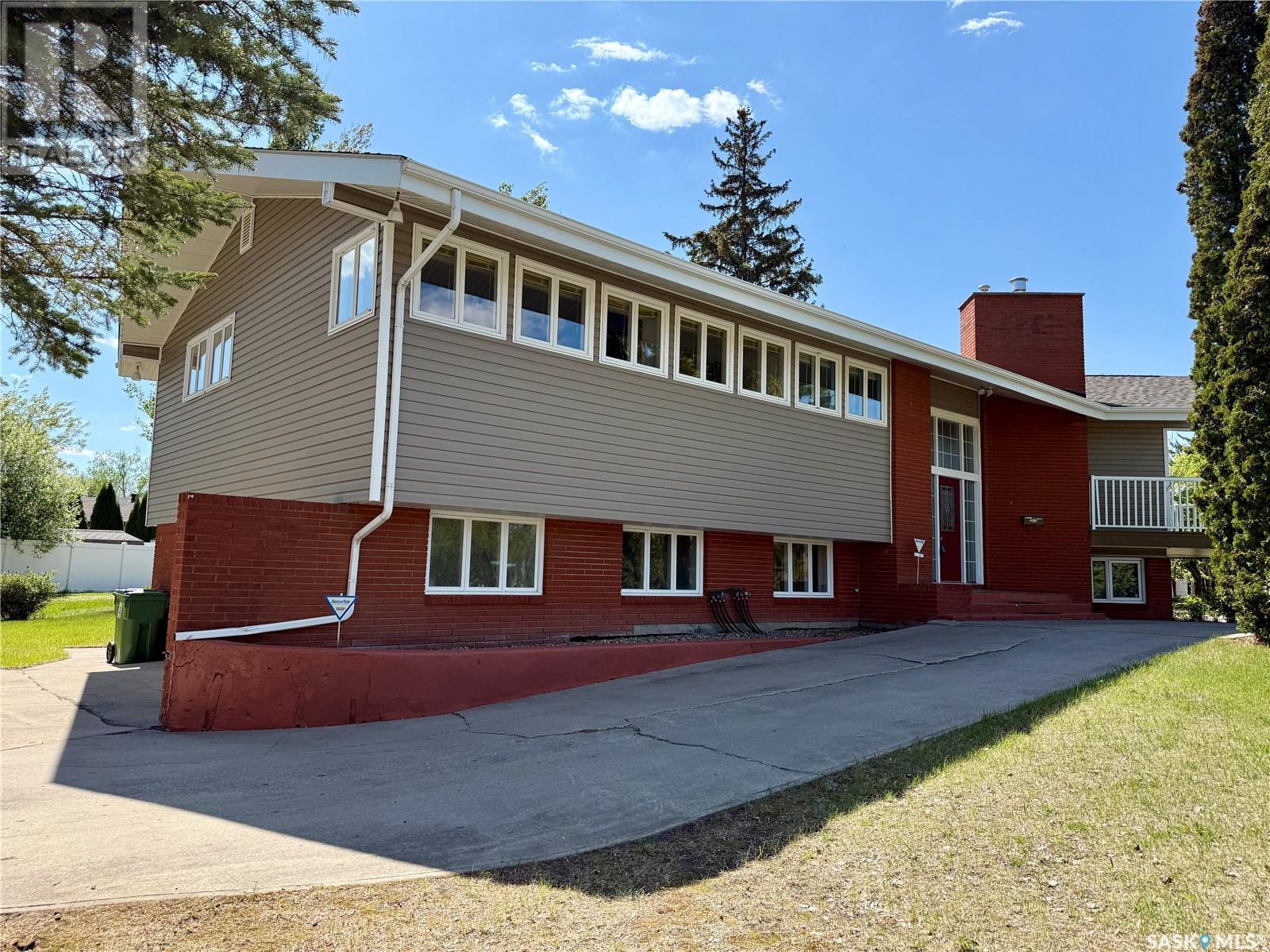 












7 Driftwood CRESCENT

,
Yorkton,




Saskatchewan
S3N2P9

