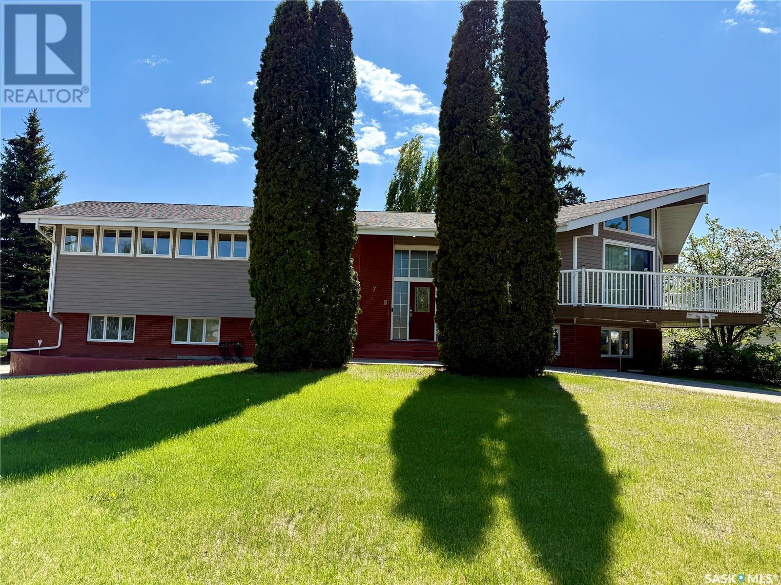 












7 Driftwood CRESCENT

,
Yorkton,




Saskatchewan
S3N2P9

