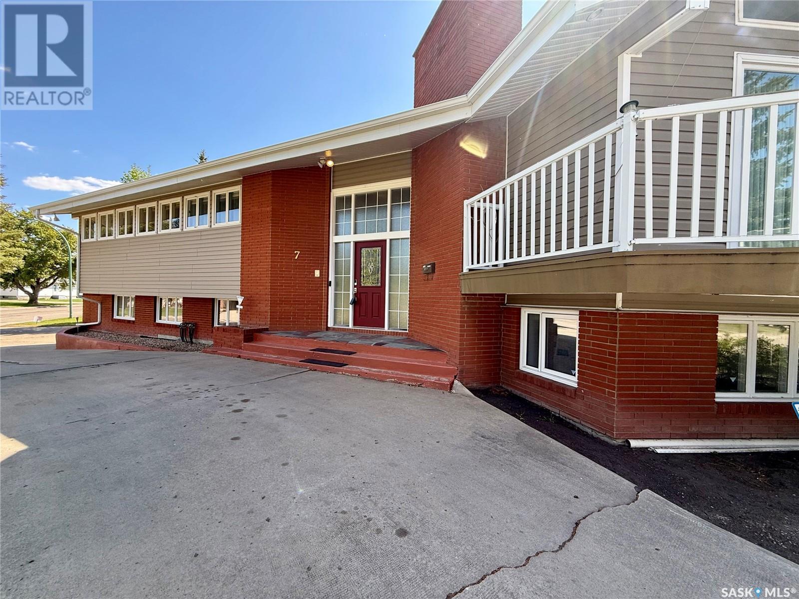 












7 Driftwood CRESCENT

,
Yorkton,




Saskatchewan
S3N2P9

