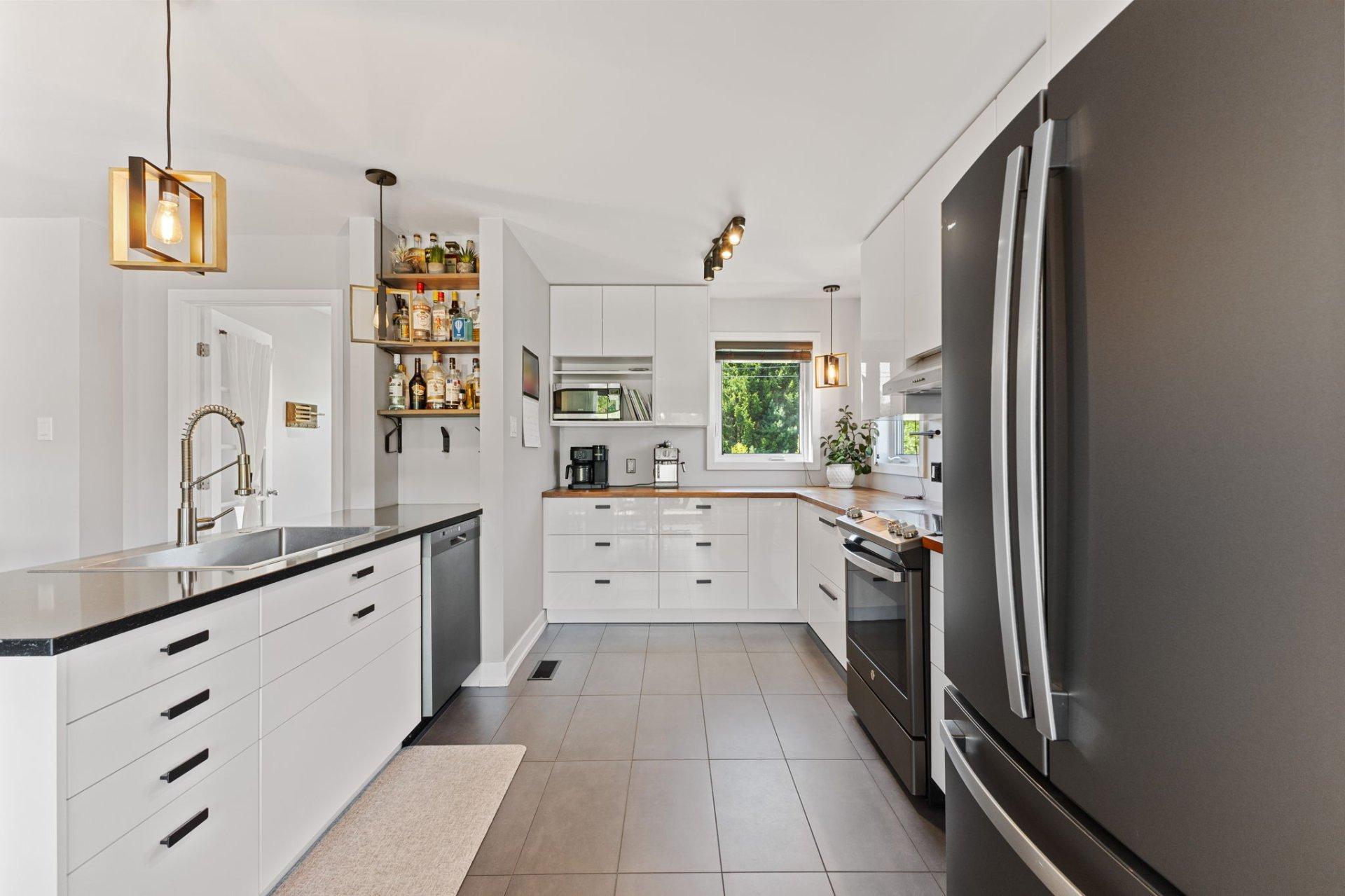 









7


Imp. de Charlesbourg

,
Cantley,




QC
J8V3M7

